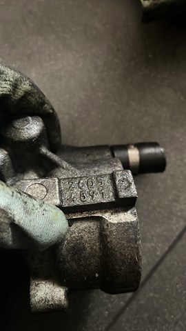 Насос гидроусилителя руля (ГУР)