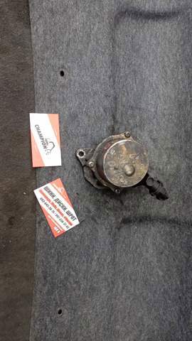 Насос вакуумний