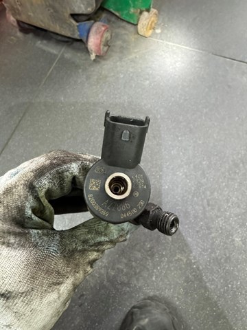 Форсунка впрыска топлива — фото 2