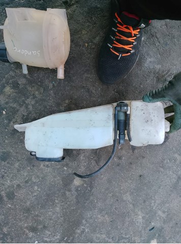 Бачок обмивача — фото 2