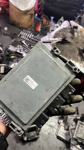 Модуль управления (ЭБУ) двигателем — фото 2