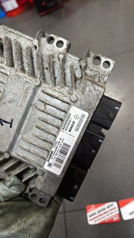 Модуль управления (ЭБУ) двигателем