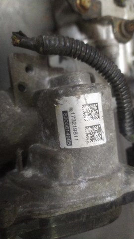 Дроссельная заслонка в сборе