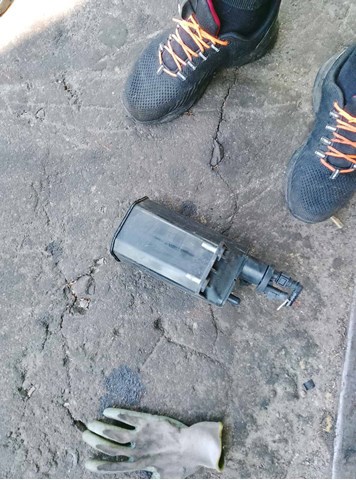 Адсорбер парів палива