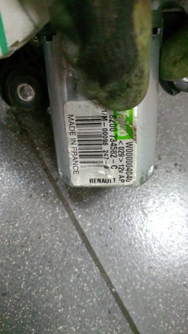 Двигун склоочисника заднього скла — фото 2