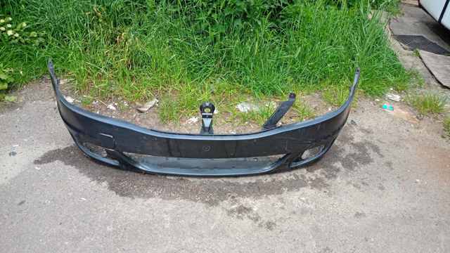Бампер передній