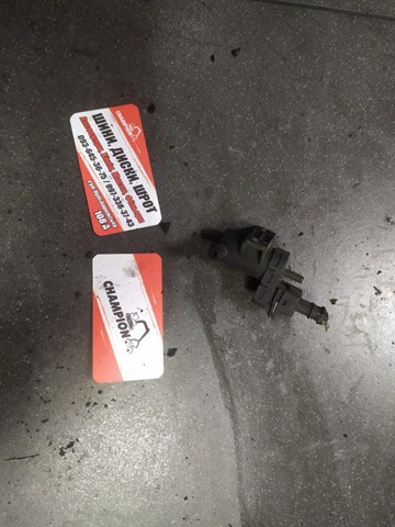 Клапан соленоїд регулювання заслонки EGR — фото 3