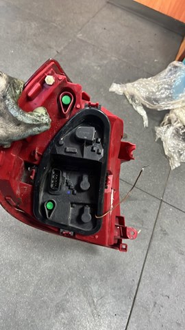 Ліхтар задній правий — фото 8