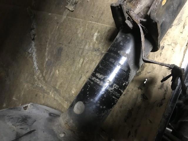 Амортизатор передний — фото 3