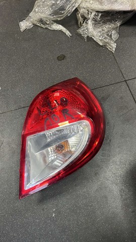 Фонарь задний правый — фото 3
