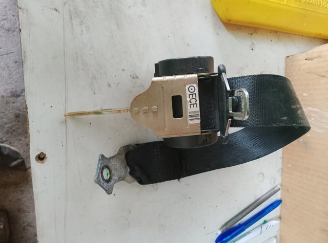 Ремінь безпеки — фото 5