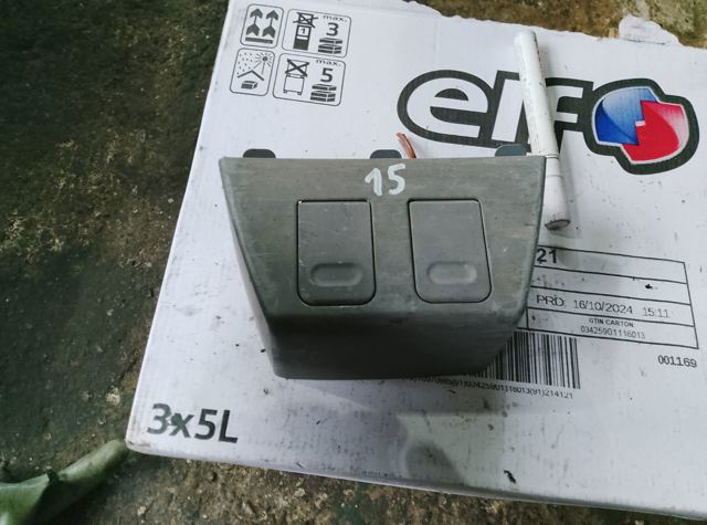 Гніздо прикурювача — фото 6