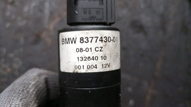 Насос-двигун омивача фар — фото 3