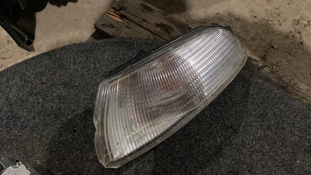 Указатель поворота левый