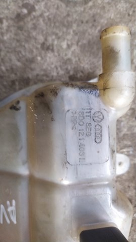 Бачок системы охлаждения расширительный — фото 5