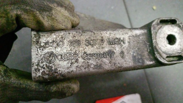 Кронштейн подушки (опоры) двигателя левой — фото 7