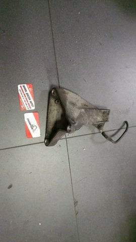 кронштейн подушки двигателя — фото 4