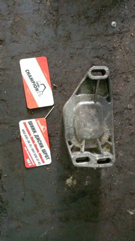 Кронштейн подушки (опоры) двигателя передней — фото 7