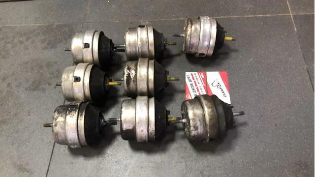 Подушка (опора) двигателя левая/правая — фото 2