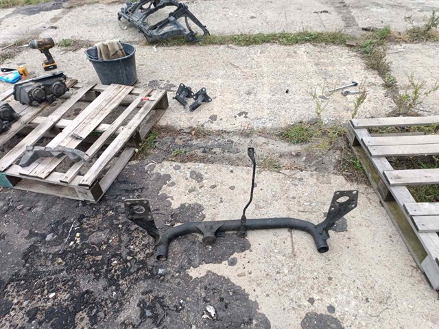 Усилитель передней — фото 3