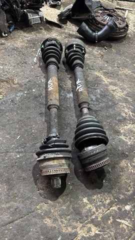 Піввісь (привід) передня, ліва — фото 2