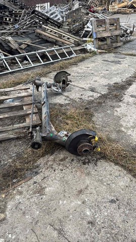 Балка задньої підвіски, підрамник — фото 3