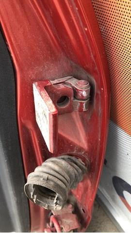 петля двери задняя левая верхня — фото 2