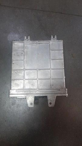 блок управління двигуном — фото 2