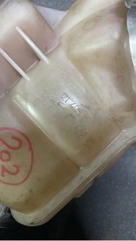 бачок розширювальний — фото 3