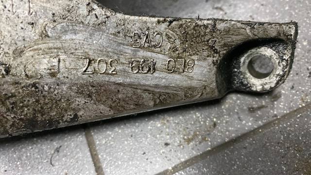 Кронштейн опори двигуна — фото 2