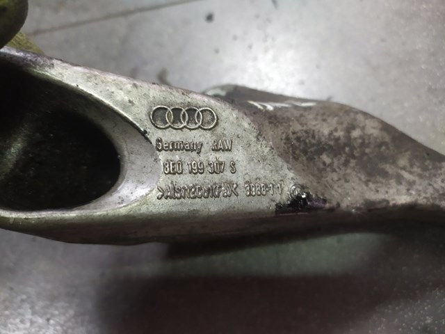 кронштейн двигателя — фото 7