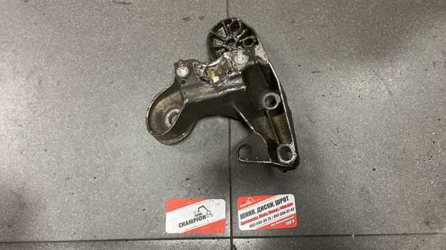 Кронштейн подушки (опоры) двигателя левой — фото 12