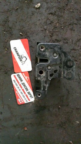 Замок капота — фото 4