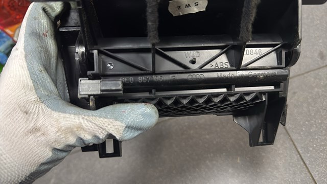 Попільничка — фото 3