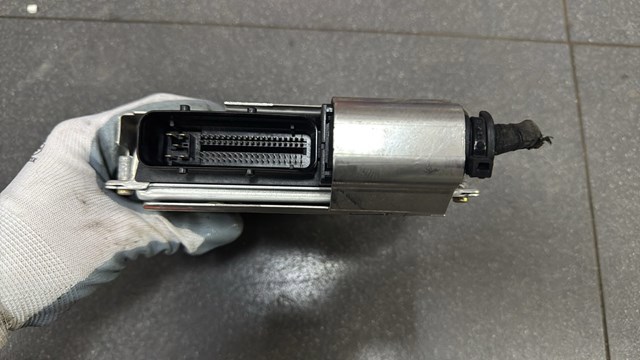 Модуль управления (ЭБУ) двигателем — фото 3