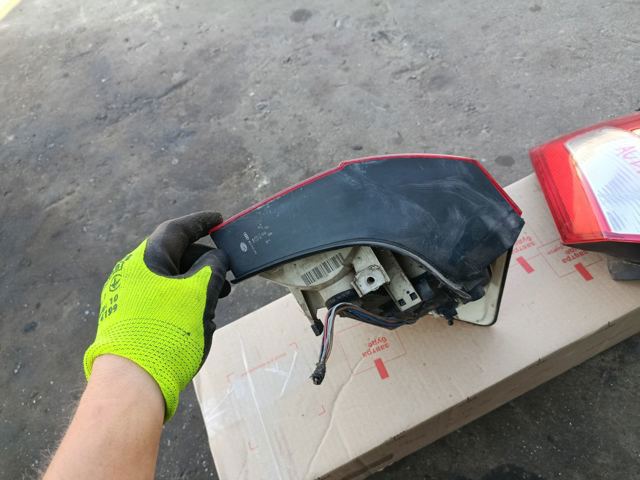 Ліхтар задній лівий — фото 6