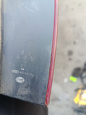 Задній ліхтар — фото 2