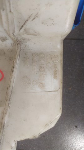 Бачок омивача — фото 2