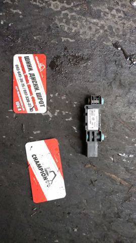 Датчик продольного ускорения — фото 11