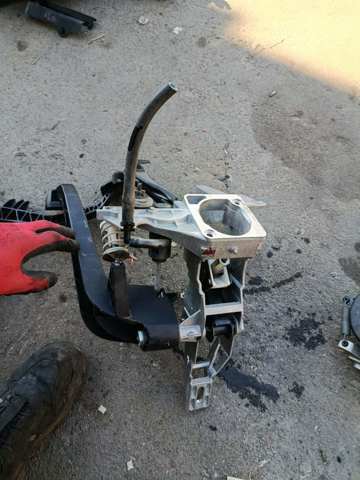 Педаль тормоза — фото 6