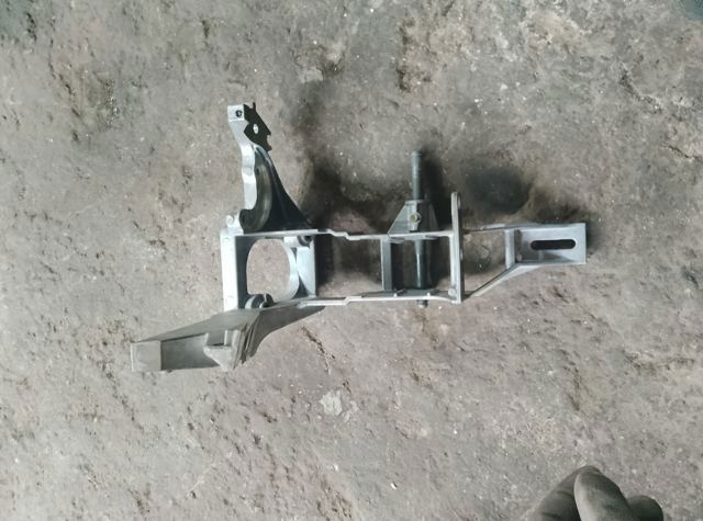 Кронштейн крепления — фото 3