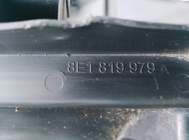 Кришка фільтра салона — фото 2