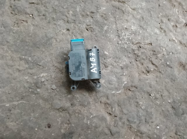 Моторчик засллонки — фото 2