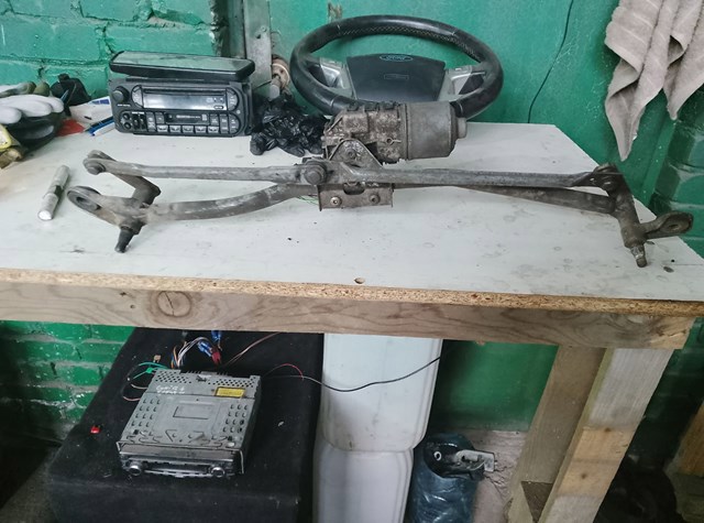 Мотор стеклоочистителя лобового стекла — фото 4