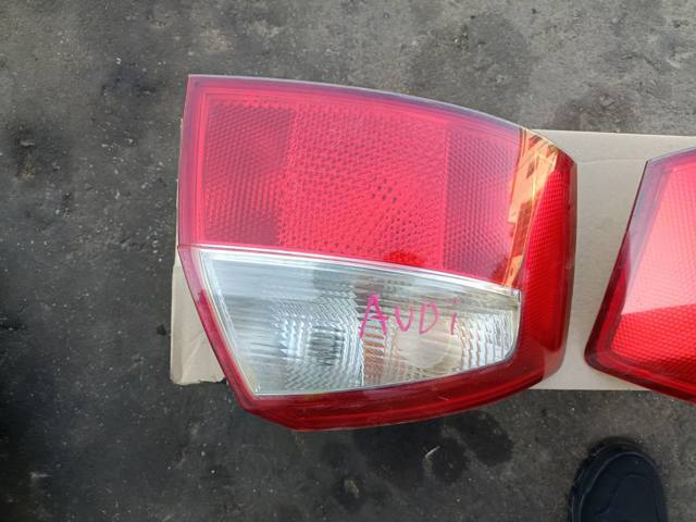 Ліхтар задній правий — фото 2