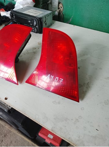 Ліхтар задній правий, внутрішній — фото 3