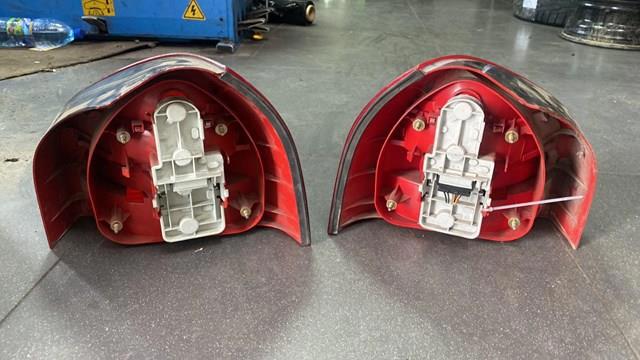 Фонарь задний правый — фото 2