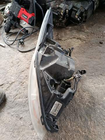 Фара права — фото 4