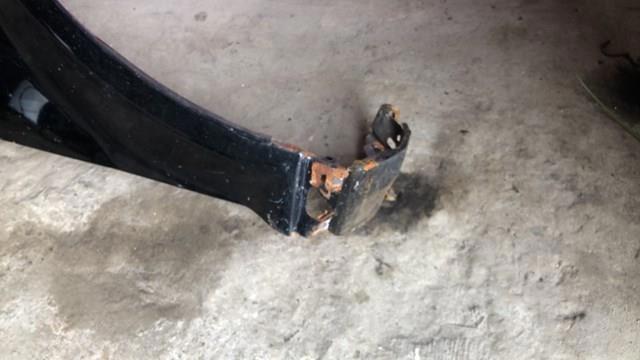 Крыло переднее правое — фото 2