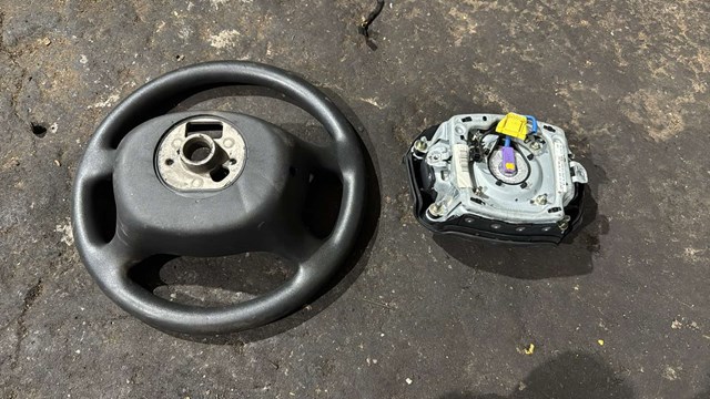 Подушка безопасности (AIRBAG) водительская — фото 2